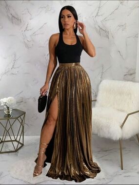 SHEIN XXL Metallic Gold Pleated Maxi Skirt with High Slit